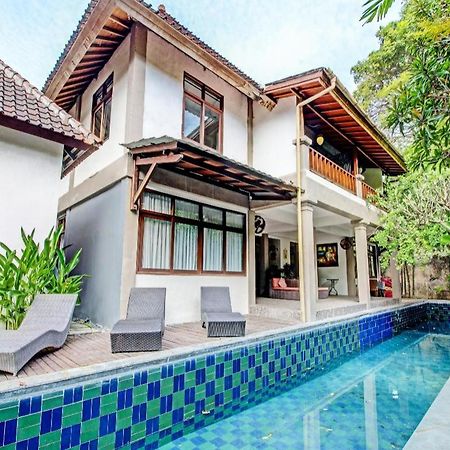 Capital O 91300 Sunny Side Villa Seminyak  Exterior photo