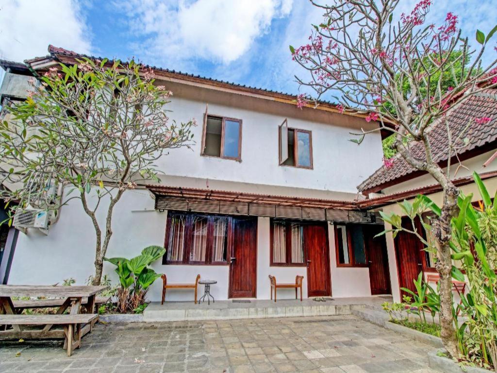 Capital O 91300 Sunny Side Villa Seminyak  Exterior photo